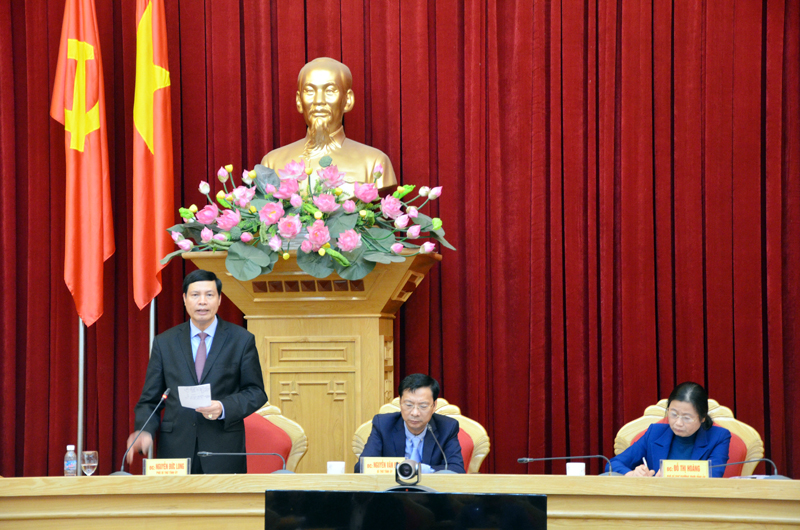 Đồng chí Nguyễn Đức Long, Chủ tịch UBND tỉnh khẳng định: Nhìn lại kết quả năm 2016 cho thấy sự nỗ lực vượt bậc của Uông Bí.