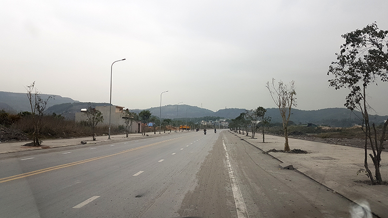 Tỉnh lộ 337 đoạn từ cầu K67 đến cầu Bang được nâng cấp, cải tạo từ nguồn ngân sách của TP Hạ Long.