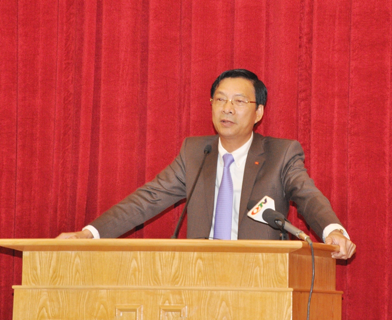 Đồng chí Nguyễn Văn Đọc, Bí thư Tỉnh ủy phát biểu chỉ đạo tại buổi làm việc với TP Cẩm Phả.