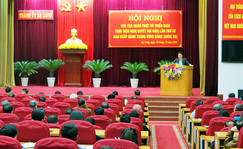 Thành ủy Hạ Long tổ chức hội nghị học tập, quán triệt, triển khai thực hiện Nghị quyết Trung ương 4 (khoá XII).