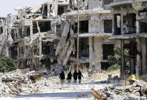 Cảnh đổ nát do chiến sự ở thành phố Homs, miền trung Syria ngày 19/9/2016. Ảnh: AFP/TTXVN