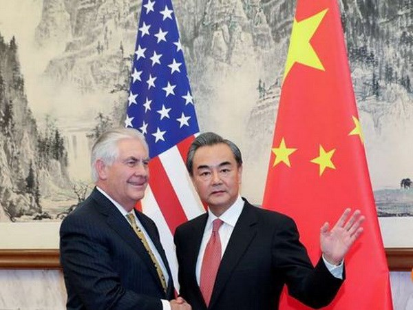Ngoại trưởng Mỹ Rex Tillerson và người đồng cấp Trung Quốc Vương Nghị. (Nguồn: Reuters)