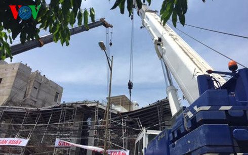 Hiện trường vụ sập nhà