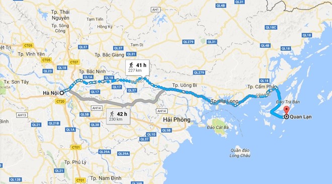Sau quãng đường khoảng 200 km từ Hà Nội đến Cẩm Phả, bạn có thể đi tàu cao tốc ra đảo Quan Lạn.