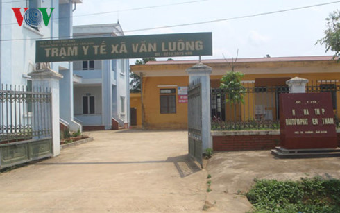 Trạm y tế xã Văn Luông nơi xảy ra vụ việc cháu bé tử vong bất thường sau khi tiêm vaccine viêm não Nhật Bản.