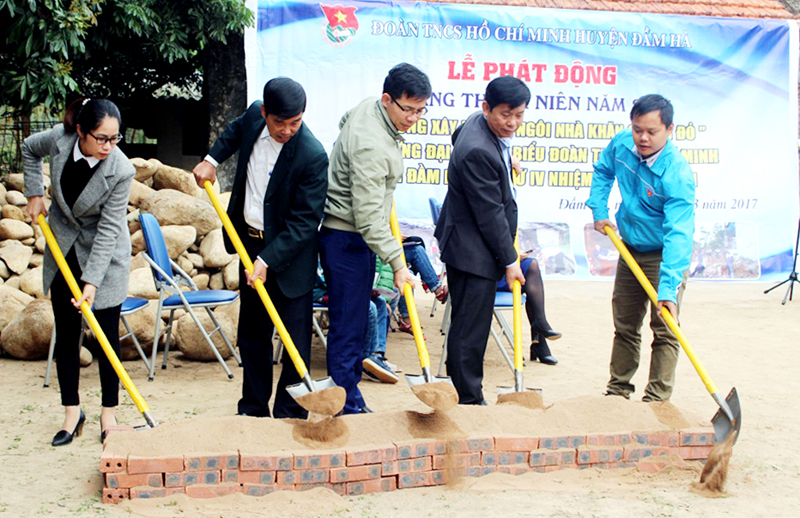 Khởi công xây dựng “Ngôi nhà khăn quàng đỏ” của Đoàn Thanh niên huyện Đầm Hà.