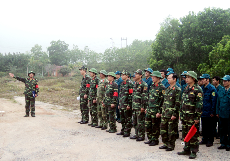 Giờ huấn luyện của cán bộ, chiến sĩ Ban CHQS huyện Đầm Hà. 