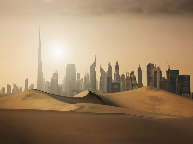   Sa mạc Arabian bao phủ tám quốc gia và là một trong những sa mạc lớn nhất thế giới với diện tích khoảng 2,33 triệu ki-lô-mét vuông.
