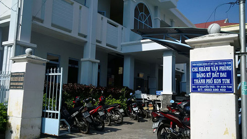 Trụ sở Chi nhánh Văn phòng đăng ký đất đai thành phố Kon Tum nơi xảy ra sự việc.