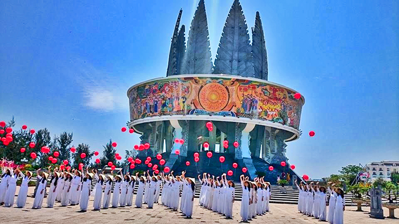 Điểm du lịch văn hóa Sa Vĩ (phường Trà Cổ, TP Móng Cái) là nơi diễn ra lễ khai mạc Tuần Du lịch Móng Cái 2017.