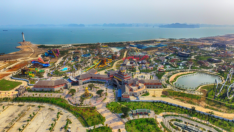 Khu du lịch giải trí Sunworld Hạ Long Park do Tập đoàn Sun Group đầu tư.  Ảnh: HÙNG SƠN
