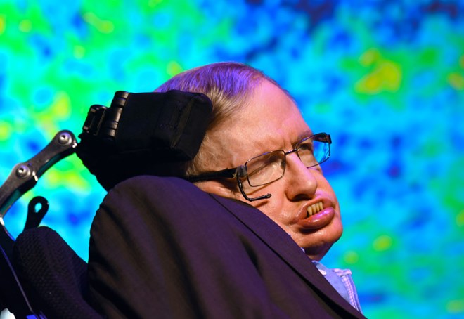 Nhà khoa học lừng danh Stephen Hawking. (Nguồn: SPLASH NEWS)