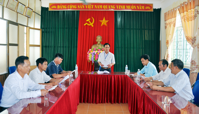 Đảng uỷ xã Dực Yên, huyện Đầm Hà họp triển khai công tác bầu cử trưởng thôn, nhiệm kỳ 2017-2020.