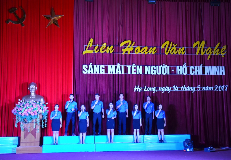 Công đoàn Báo Quảng Ninh mang đến liên hoan tiết mục 