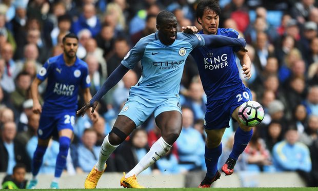  Ban lãnh đạo Manchester City đã đề nghị tiền vệ Yaya Touré một bản hợp đồng có thời hạn 1 năm