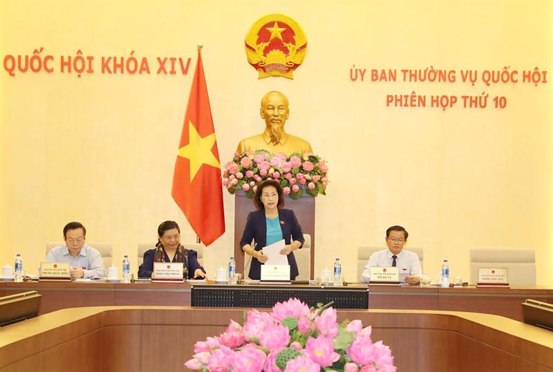 Chủ tịch Quốc hội Nguyễn Thị Kim Ngân phát biểu khai mạc phiên họp (Ảnh: quochoi.vn)