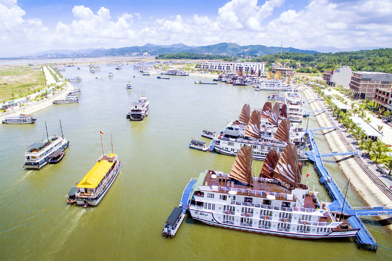 Cảng tàu khách quốc tế Tuần Châu.