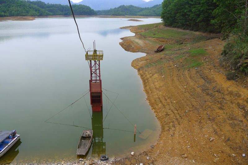 Mực nước hồ Cao Vân suy giảm xuống mức thấp nhất kể từ đầu năm