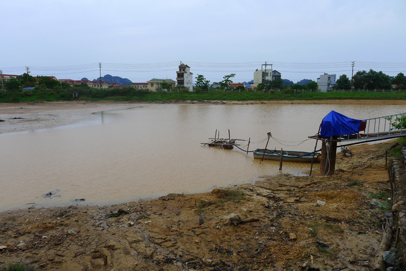 hồ Mắt Rồng và Lộ 12 Vân Đồn đang bị cạn kiệt, ảnh hưởng đến việc cấp nước cho các khu vực huyện Vân Đồn.