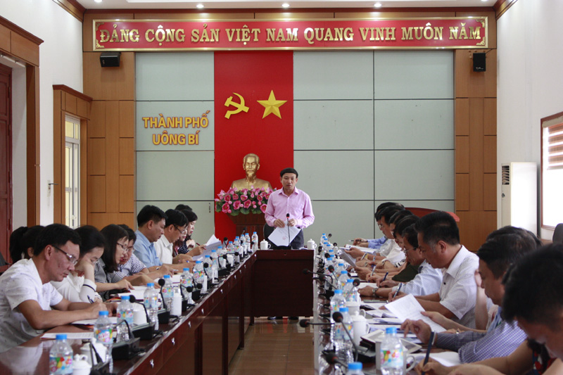 Đồng chí Nguyễn Xuân Ký, Ủy viên BTC Tỉnh ủy, Phó Chủ tịch Thường trực HĐND tỉnh kết luận buổi giám sát tại UBND TP Uông Bí 