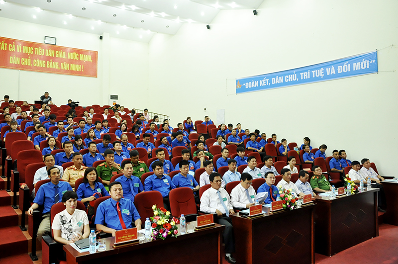 Đại hội Đoàn TNCS Hồ Chí Minh cơ quan Ngân hàng tỉnh diễn ra với tinh thần nghiêm túc, tập trung và dân chủ.