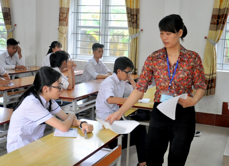 Sáng nay, 1-6, trên 11.000 thí sinh của Quảng Ninh bước vào kỳ thi tuyển sinh lớp 10