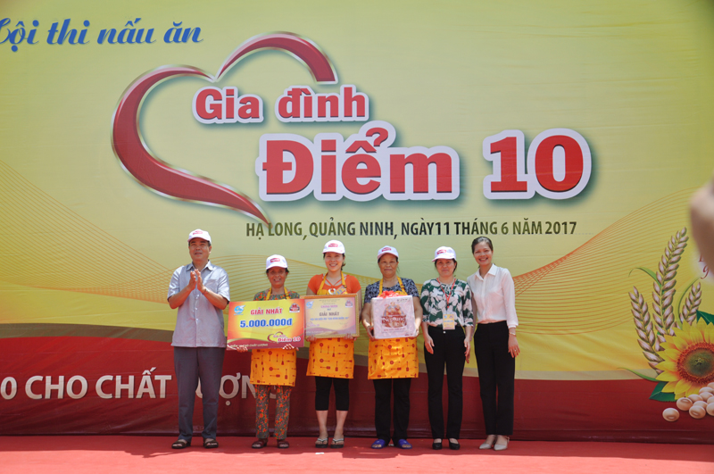 Đội thi đến từ khu phố 7, phường Cao Thắng xuất sắc giành giải nhất của hội thi.