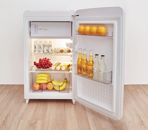 Tủ lạnh được thiết kế với 2 ngăn chính.