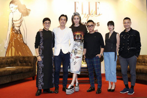 Ban cố vấn bên cạnh đại diện tạp chí Elle Việt Nam.