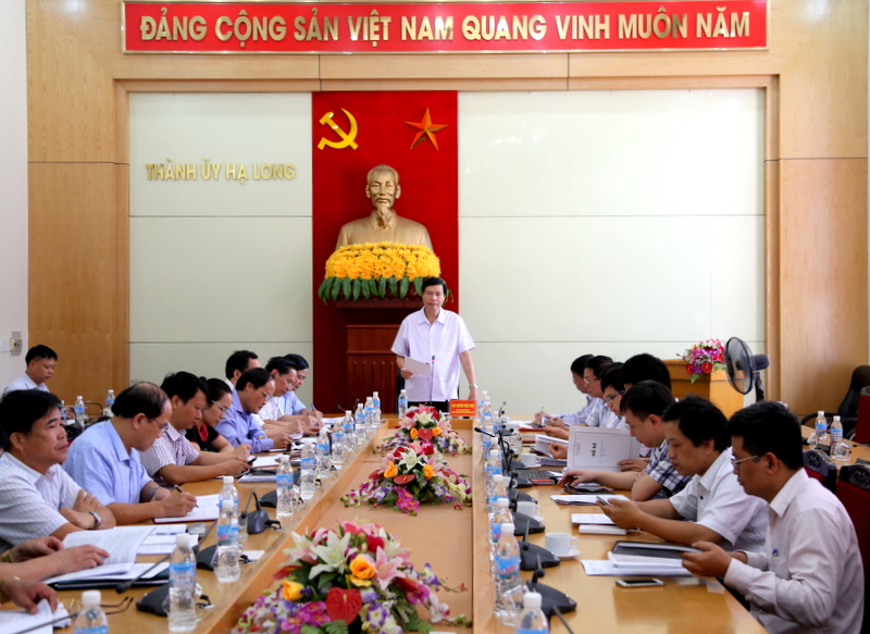 Đồng chí Nguyễn Đức Long,Phó Bí thư Tỉnh ủy, Chủ tịch UBND tỉnh kết luận cuộc họp