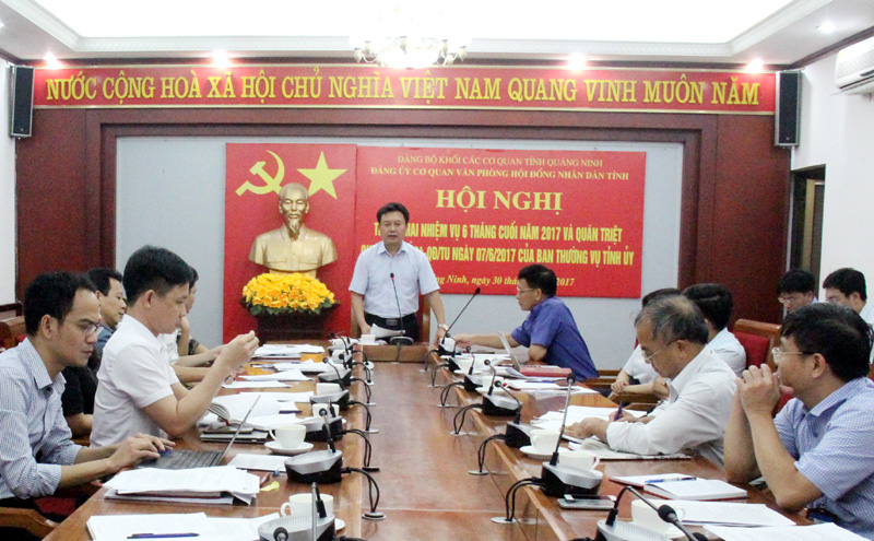 Đảng bộ cơ quan văn phòng HĐND tỉnh quán triệt Quy định 04 của BTV Tỉnh ủy.