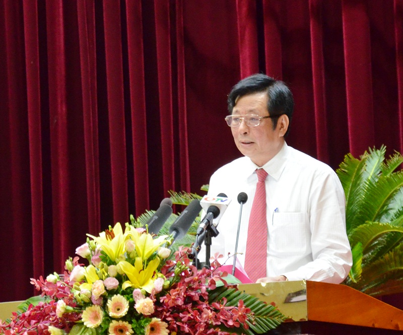 ĐB Triệu Đức Hương phát biểu tại phiên thảo luận.