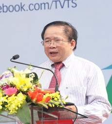 Thứ trưởng Bùi Văn Ga phát biểu tại Ngày hội tư vấn xét tuyển đại học cao đẳng năm 2017. Ảnh: Báo GD&TĐ