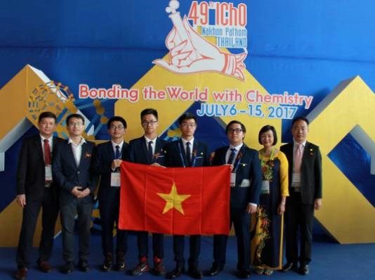 Các thành viên của đội tuyển Olympic Hóa học Việt Nam năm 2017. (Nguồn: Bộ Giáo dục và Đào tạo)