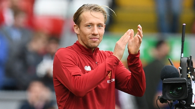  Lucas đã chính thức nói lời chia tay Liverpool.