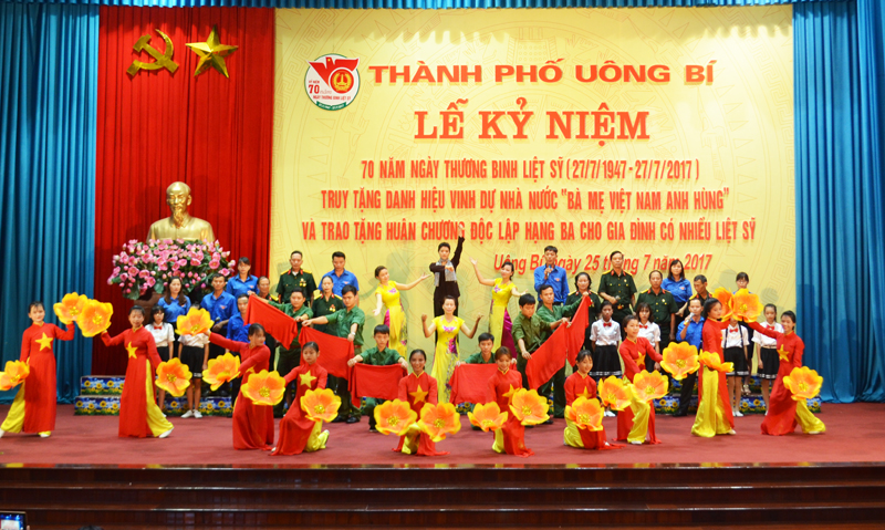Lễ kỷ niệm 70 năm ngày Thương binh liệt sỹ của TP Uông Bí