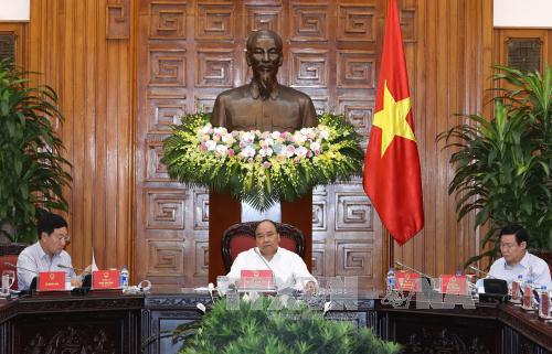 Thủ tướng Nguyễn Xuân Phúc chủ trì phiên họp. Ảnh: Thống Nhất/TTXVN