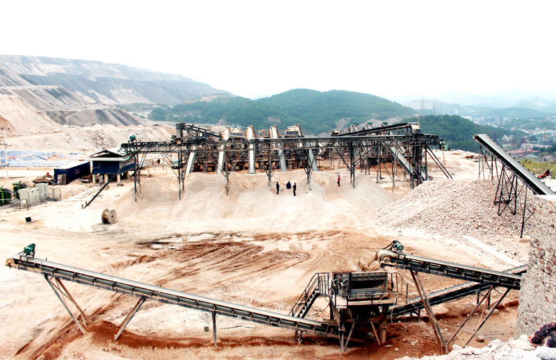 Dây chuyền sản xuất cát nhân tạo của Công ty CP Thiên Nam.