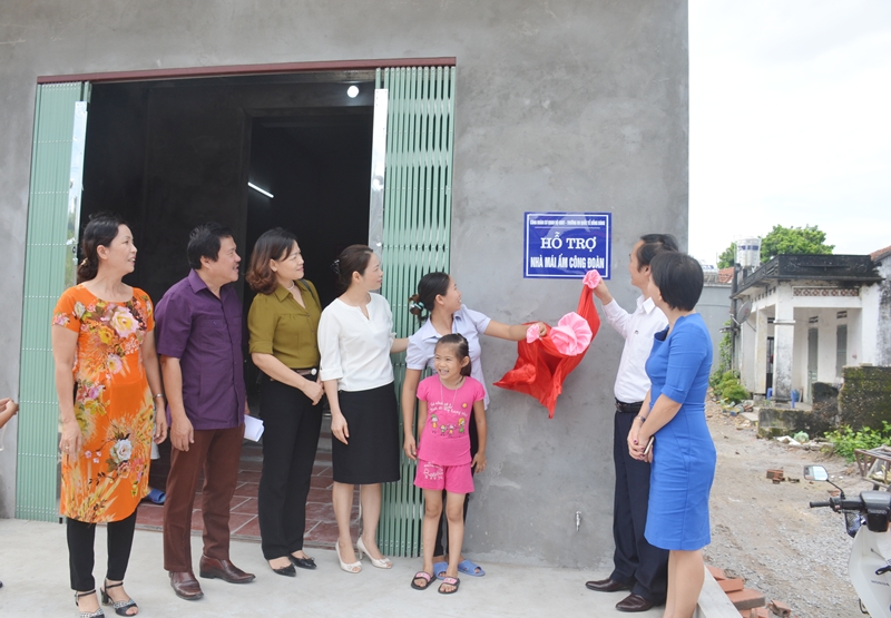 Niềm vui của cô giáo Khâu Thị Thu Hòa, Trường Tiểu học Thống Nhất