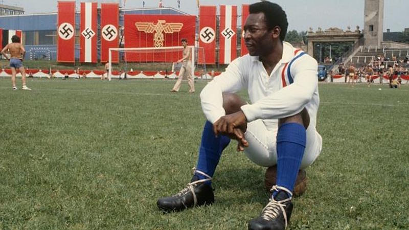 Pele trong bộ phim Escape to Victory