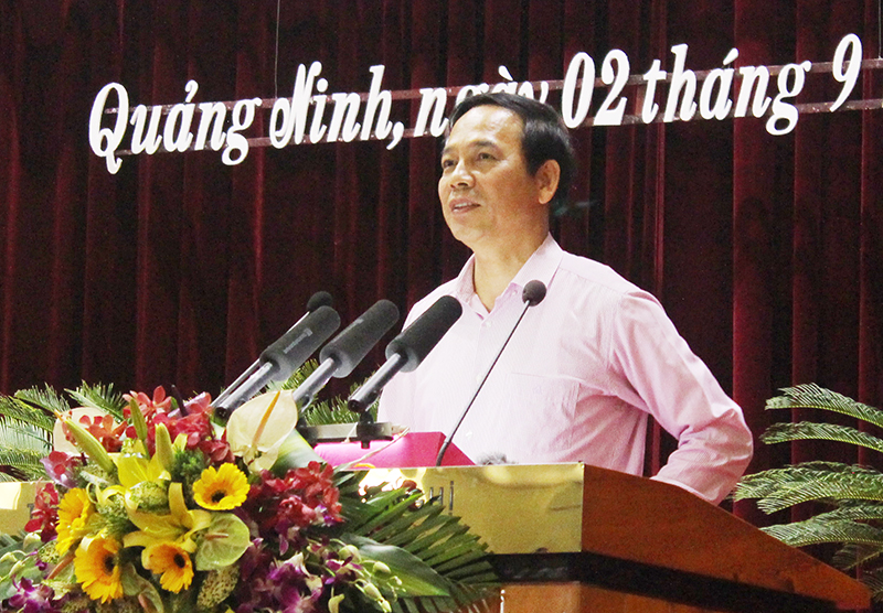 Đồng chí Đặng Huy Hậu, Phó Chủ tịch Thường trực UBND tỉnh phát biểu khai mạc hội thảo 