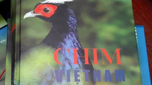 Bìa cuốn sách Chim Việt Nam. Ảnh: V.V.T