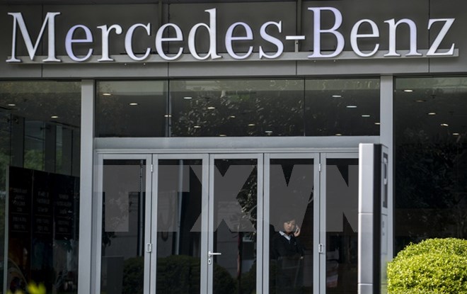 Một đại lý bán lẻ của Mercedes-Benz ở Thượng Hải, Trung Quốc n)gày 29/3. (Nguồn: AFP/TTXVN)