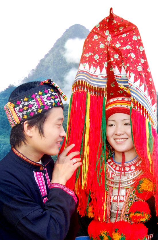 Trang phục trong ngày cưới của dân tộc Dao đỏ.  Ảnh: Ngọc Chiến