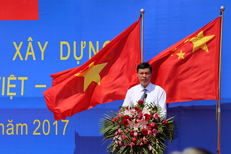 Đồng chí Nguyễn Đức Long, Phó Bí thư Tỉnh ủy, Chủ tịch UBND tỉnh phát biểu tại buổi lễ.
