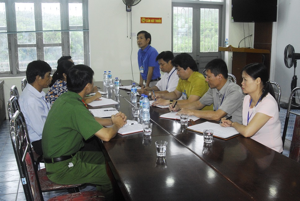 Đảng ủy, MTTQ và các đoàn thể nhân dân thị trấn Ba Chẽ, huyện Ba Chẽ) họp triển khai công tác tuyên truyền phòng chống tội phạm, tệ nạn xã hội