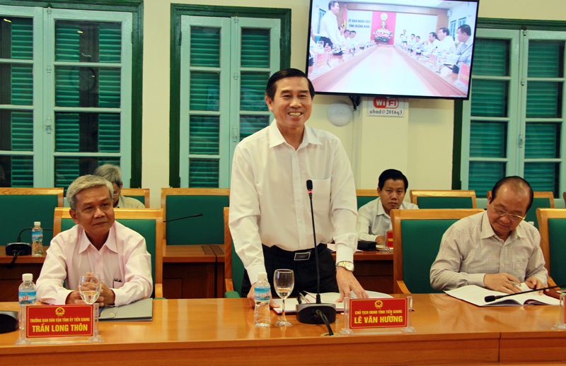 Đồng chí Lê Văn Hưởng, Chủ tịch UBND tỉnh Tiền Giang cảm ơn lãnh đạo tỉnh Quảng Ninh đã dành thời gian tiếp và làm việc với đoàn.