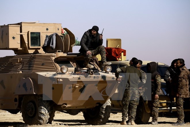 Lực lượng dân chủ Syria bắt đầu giai đoạn mới của chiến dịch tấn công thành phố Raqqa. (Ảnh: AFP/TTXVN)