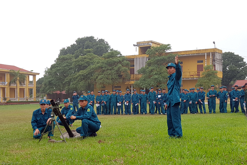 BCHQS tỉnh Quảng Ninh tập huấn cho  cán bộ Pháo binh DQTV cấp phân đội năm 2017