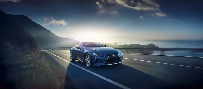 Lexus cho biết, LC Structural Blue Edition sản xuất với số lượng hạn chế nhưng thương hiệu hạng sang Toyota không cho biết số lượng cụ thể.